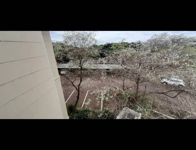 265M² OFFICE TO LET IN MOUNT EDGECOMBE COUNTRY CLUB ESTATE
